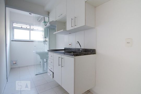 Cozinha de apartamento à venda com 3 quartos, 70m² em Mansões Santo Antônio, Campinas
