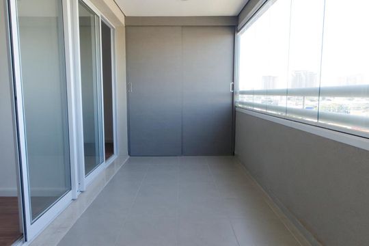Sacada de apartamento à venda com 1 quarto, 47m² em Parque Industrial Tomas Edson, São Paulo