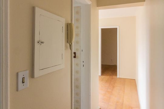 Corredor de entrada de apartamento para alugar com 1 quarto, 40m² em Bela Vista, São Paulo