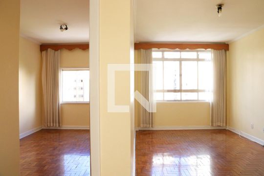 Sala/Quarto de apartamento para alugar com 1 quarto, 50m² em Vila Buarque, São Paulo