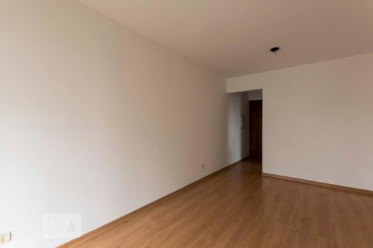 Sala de apartamento para alugar com 2 quartos, 55m² em Saúde, São Paulo