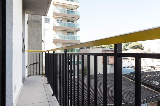 Varanda de kitnet/studio à venda com 1 quarto, 32m² em Santo Amaro, São Paulo