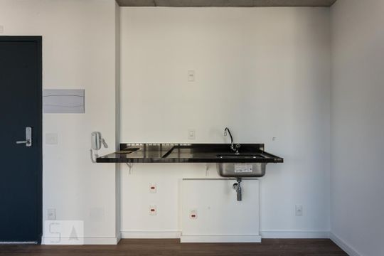 Cozinha de kitnet/studio à venda com 1 quarto, 32m² em Santo Amaro, São Paulo
