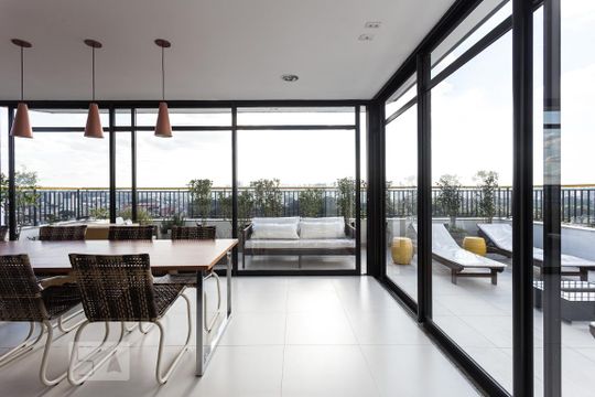 Espaço gourmet de kitnet/studio à venda com 1 quarto, 32m² em Santo Amaro, São Paulo