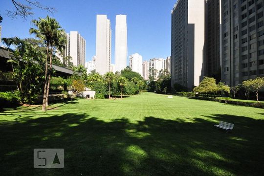 área externa de apartamento para alugar com 4 quartos, 200m² em Vila Suzana, São Paulo