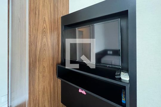 Suite 2 de apartamento para alugar com 2 quartos, 101m² em Itaim Bibi, São Paulo
