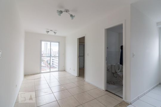 Apartamento para alugar com 1 quarto, 33m² em Cambuci, São Paulo