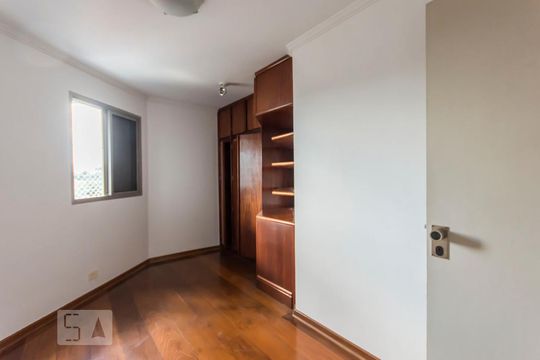 Quarto de apartamento para alugar com 2 quartos, 72m² em Pinheiros, São Paulo