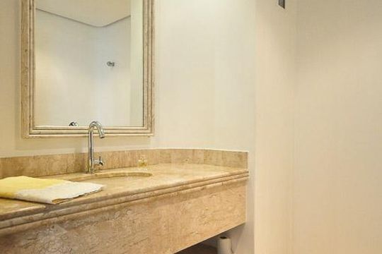 lavabo de apartamento à venda com 4 quartos, 415m² em Real Parque, São Paulo
