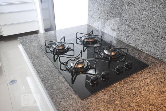 detalhe da cozinha de apartamento à venda com 1 quarto, 60m² em Vila Andrade, São Paulo