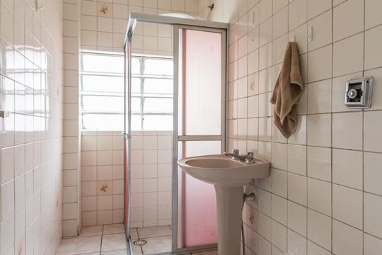 Banheiro de apartamento para alugar com 1 quarto, 60m² em Bela Vista, São Paulo
