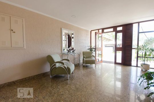 Hall de entrada de apartamento à venda com 2 quartos, 57m² em Santana, São Paulo