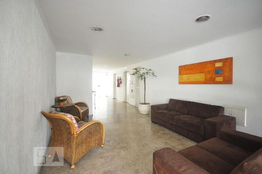 hall social de apartamento à venda com 2 quartos, 70m² em Real Parque, São Paulo
