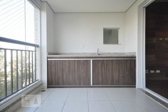 Apartamento para alugar com 3 quartos, 84m² em Parque Reboucas, São Paulo