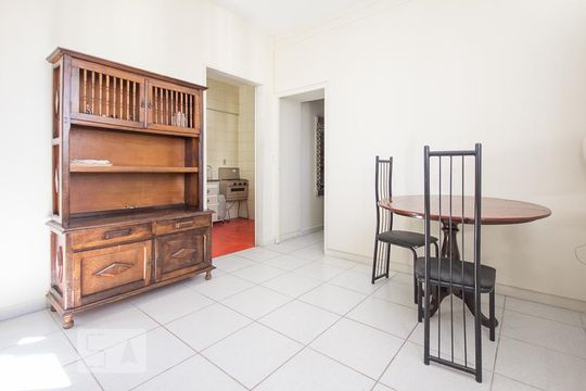 Apartamento à venda com 1 quarto, 48m² em Centro, Campinas