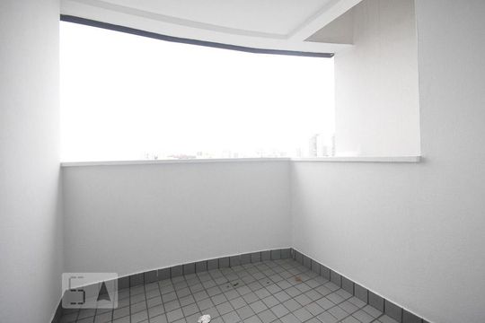 varanda de apartamento para alugar com 2 quartos, 60m² em Vila Andrade, São Paulo