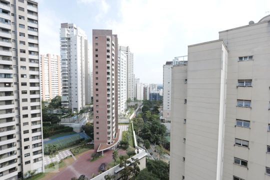 vista de apartamento à venda com 2 quartos, 80m² em Vila Suzana, São Paulo