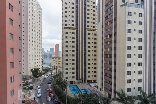 Vista de apartamento à venda com 3 quartos, 75m² em Cambuci, São Paulo