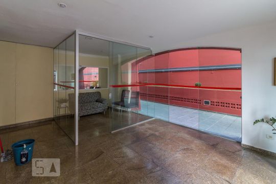 Hall de entrada de apartamento à venda com 3 quartos, 75m² em Cambuci, São Paulo