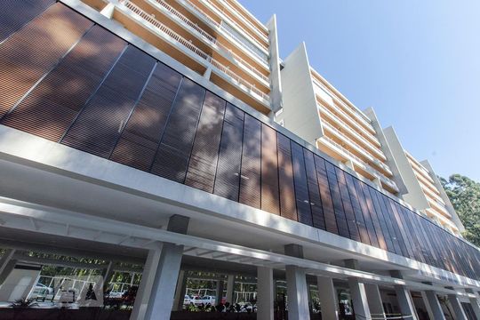 Fachada de kitnet/studio para alugar com 1 quarto, 51m² em Tamboré, Santana de Parnaíba