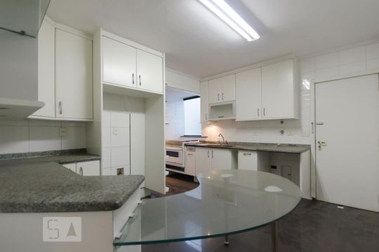 Cozinha de apartamento para alugar com 3 quartos, 210m² em Santana, São Paulo
