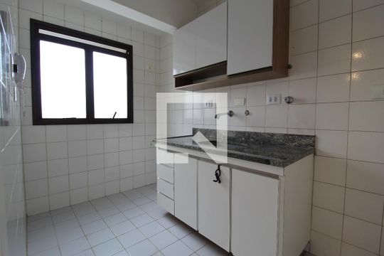 Cozinha de apartamento para alugar com 1 quarto, 46m² em Vila Olímpia, São Paulo