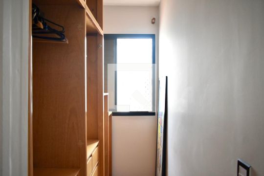 Closet de apartamento para alugar com 1 quarto, 52m² em Chácara Inglesa, São Paulo