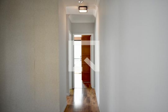 Corredor de apartamento para alugar com 1 quarto, 52m² em Chácara Inglesa, São Paulo