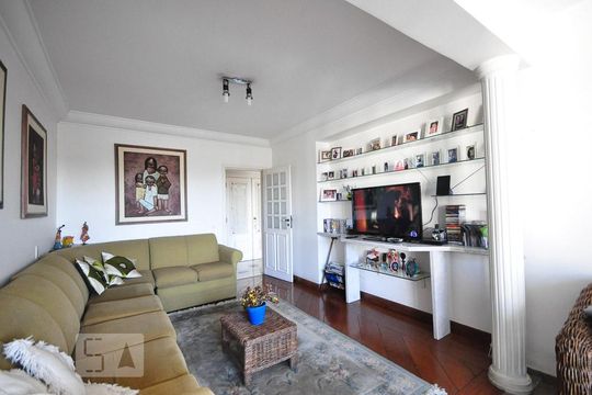 sala de tv de apartamento à venda com 4 quartos, 380m² em Real Parque, São Paulo