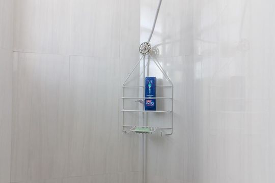 Banheiro de kitnet/studio à venda com 1 quarto, 20m² em Centro, São Paulo