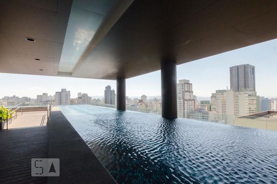 Piscina de apartamento para alugar com 1 quarto, 35m² em Consolação, São Paulo