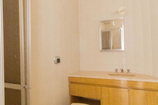 Banheiro Social de apartamento para alugar com 3 quartos, 100m² em Paraíso, São Paulo
