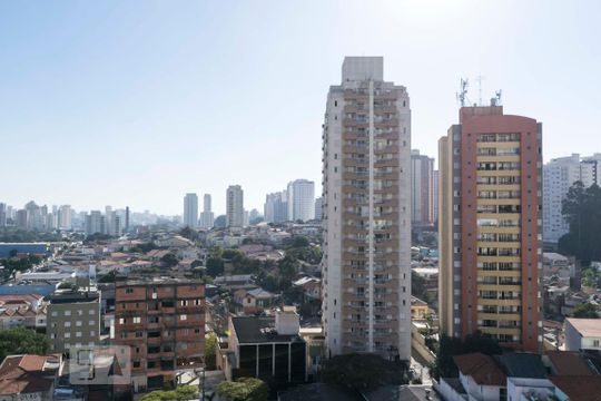 Vista de apartamento à venda com 2 quartos, 80m² em Vila Gumercindo, São Paulo