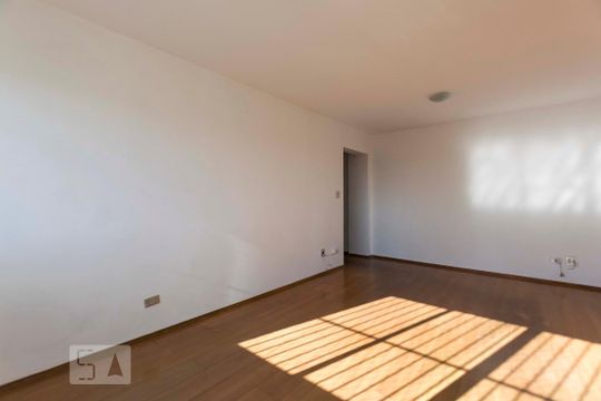 Sala de apartamento à venda com 2 quartos, 80m² em Vila Gumercindo, São Paulo