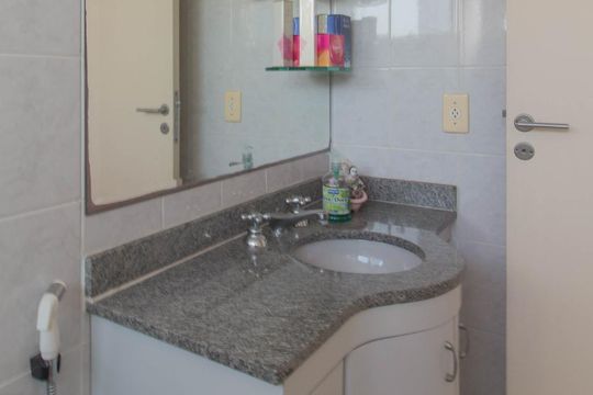 Banheiro Suite 1 de apartamento à venda com 3 quartos, 114m² em Vila Santo Estevão, São Paulo