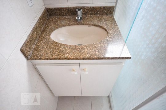 detalhe do banheiro de apartamento à venda com 2 quartos, 60m² em Vila Progredior, São Paulo