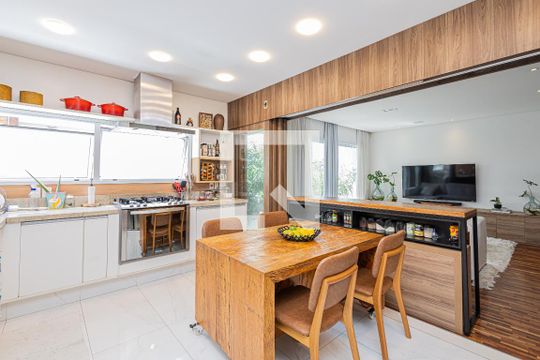 Cozinha de casa de condomínio à venda com 4 quartos, 399m² em Brooklin Paulista, São Paulo