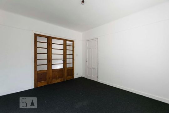 Casa à venda com 3 quartos, 180m² em Vila Mariana, São Paulo
