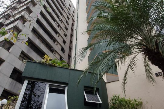 Fachada de kitnet/studio para alugar com 1 quarto, 36m² em Santa Cecília, São Paulo