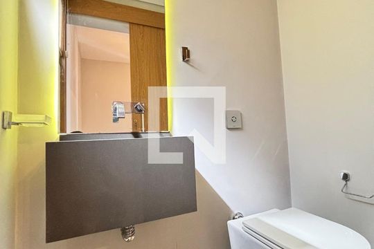 Lavabo de apartamento para alugar com 1 quarto, 95m² em Itaim Bibi, São Paulo