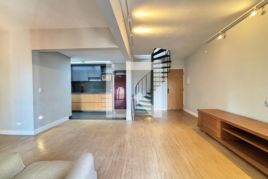 Sala de apartamento para alugar com 1 quarto, 95m² em Itaim Bibi, São Paulo