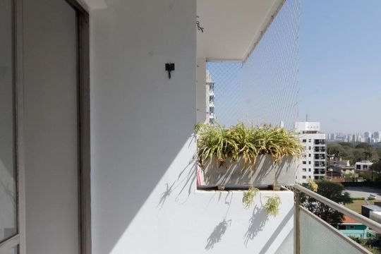 Sacada de apartamento à venda com 3 quartos, 78m² em Vila Madalena, São Paulo