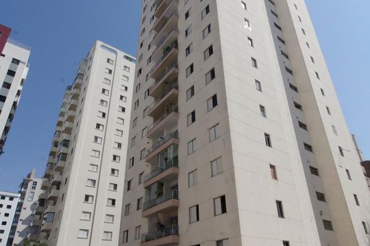 Piscina / fachada de apartamento à venda com 3 quartos, 78m² em Vila Madalena, São Paulo