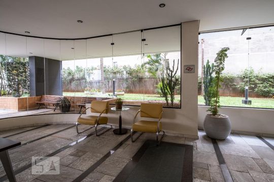 Área comum de apartamento para alugar com 2 quartos, 74m² em Pinheiros, São Paulo