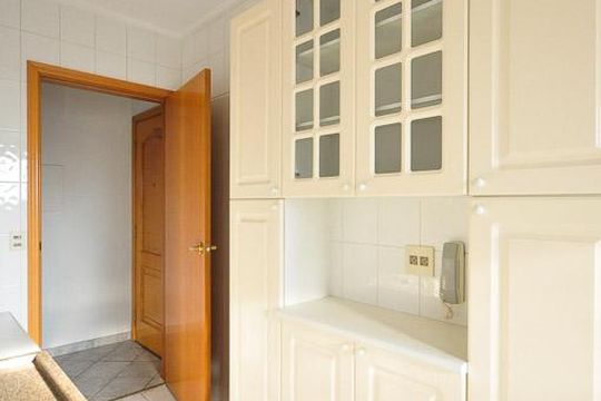 cozinha de apartamento à venda com 2 quartos, 65m² em Vila Indiana, São Paulo