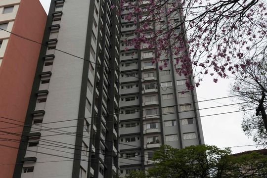 Fachada de apartamento para alugar com 1 quarto, 61m² em Cambuci, São Paulo