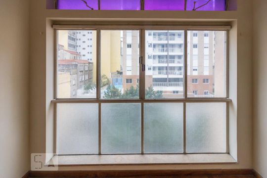 Janelão de apartamento para alugar com 1 quarto, 45m² em Vila Buarque, São Paulo