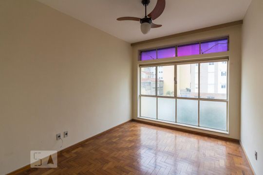 Quarto de apartamento para alugar com 1 quarto, 45m² em Vila Buarque, São Paulo