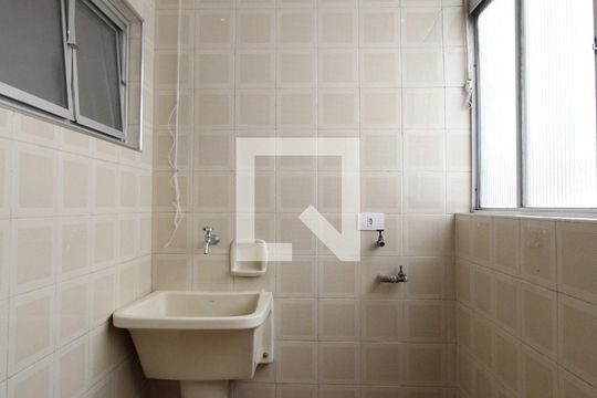Área de Serviço de apartamento para alugar com 3 quartos, 92m² em Vila Nova Conceição, São Paulo