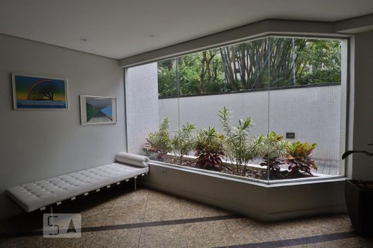 Hall de apartamento para alugar com 1 quarto, 50m² em Jardim Paulistano, São Paulo